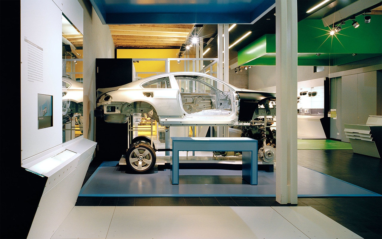 汽車展廳設(shè)計(jì)